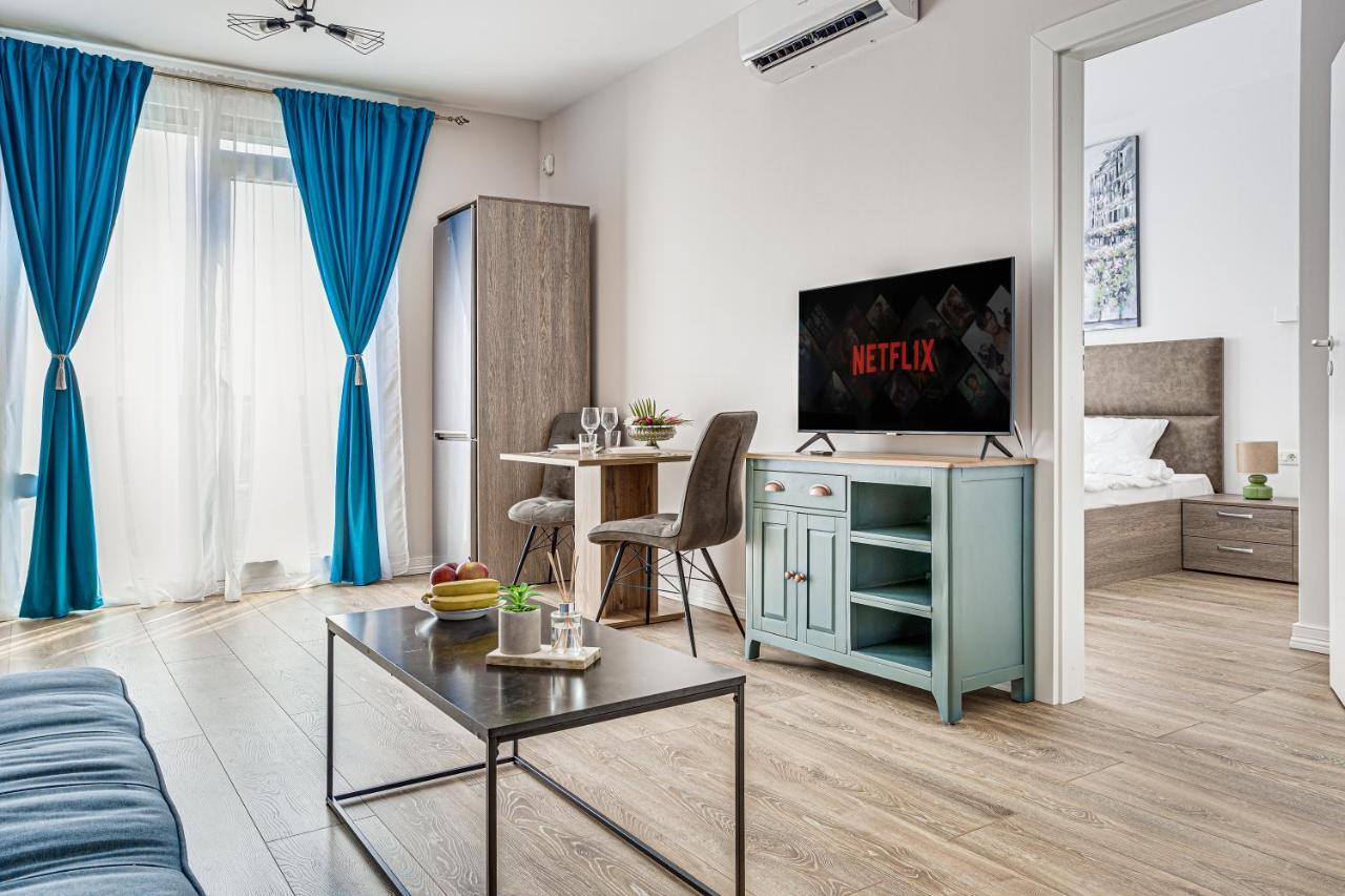 Ari Olive Apartment Near Atrium & Afi Mall Arad Exterior foto